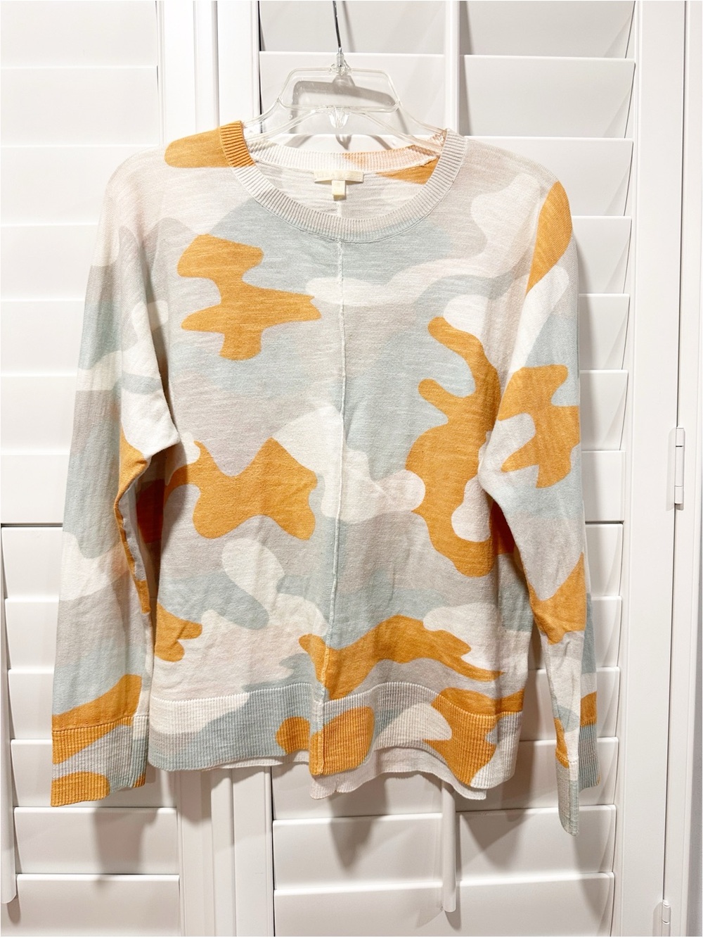 Lisa Todd Camo Pop 100% Cotton Crewneck Sweater Small Lightweight Camouflage